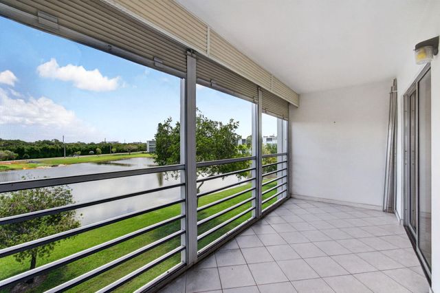 3044 Lincoln, Boca Raton, FL 33434