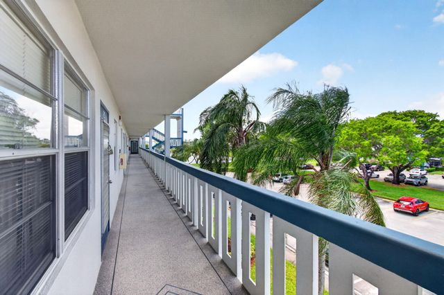 3044 Lincoln, Boca Raton, FL 33434