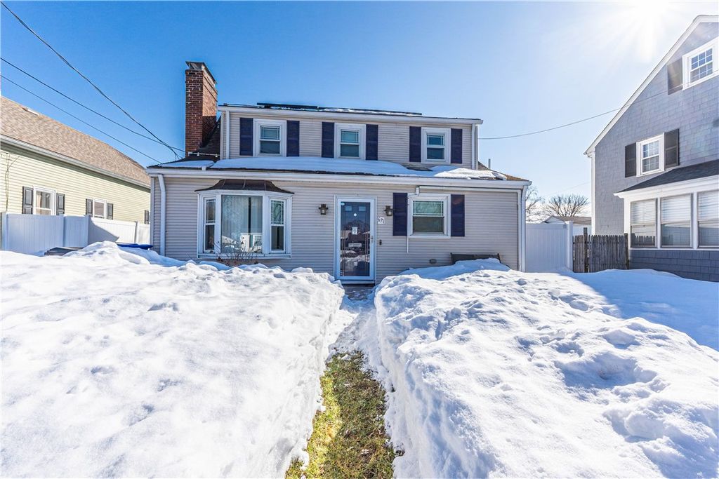 671 Benefit Street, Pawtucket, RI 02861