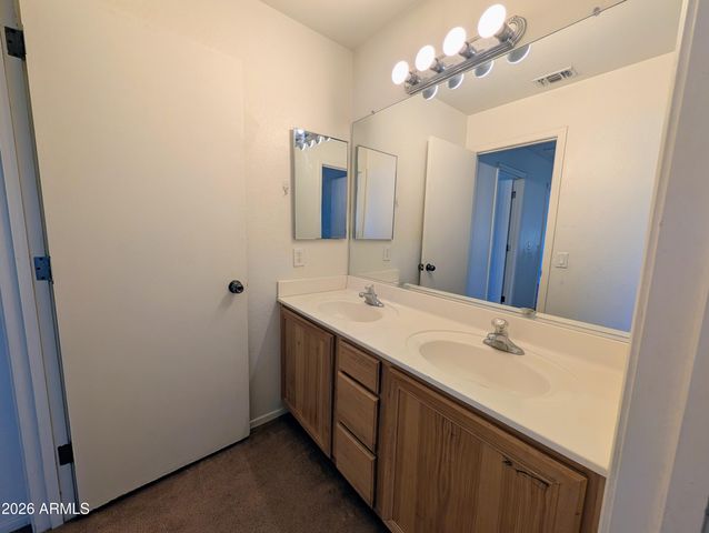 712 W BALDWIN Loop, Coolidge, AZ 85128