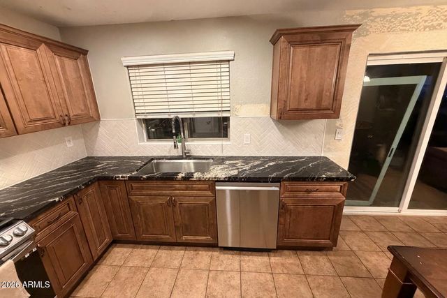 7937 W DESERT BLOSSOM Way, Florence, AZ 85132