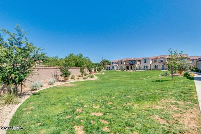 3855 S MCQUEEN Road 14, Chandler, AZ 85286