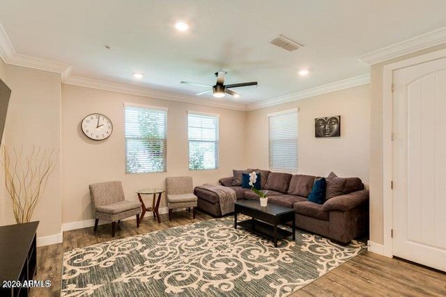 3855 S MCQUEEN Road 14, Chandler, AZ 85286