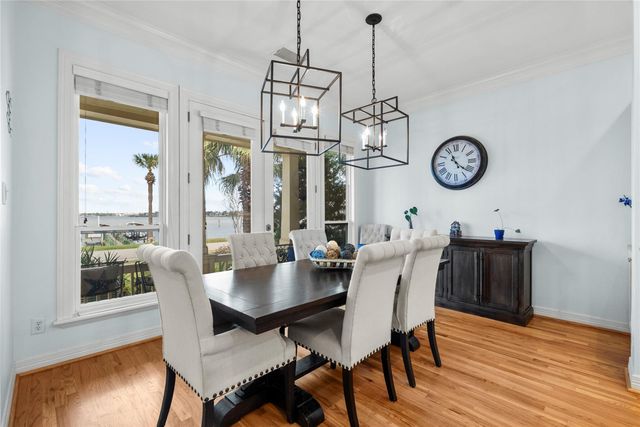 1207 N Shore Drive, Clear Lake Shores, TX 77565