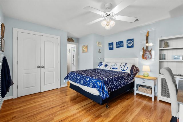 1207 N Shore Drive, Clear Lake Shores, TX 77565