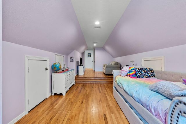 1207 N Shore Drive, Clear Lake Shores, TX 77565