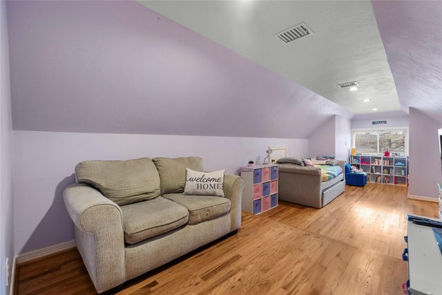 1207 N Shore Drive, Clear Lake Shores, TX 77565