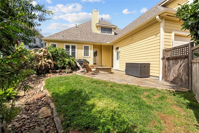 1207 N Shore Drive, Clear Lake Shores, TX 77565