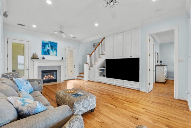 1207 N Shore Drive, Clear Lake Shores, TX 77565