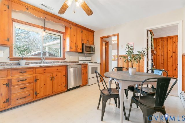 5471 Cold Harbor Rd, Mechanicsville, VA 23111