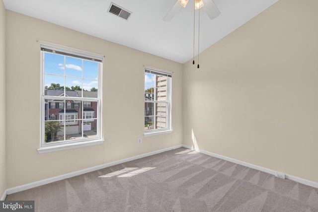 5300 SANDYFORD ST, Alexandria, VA 22315