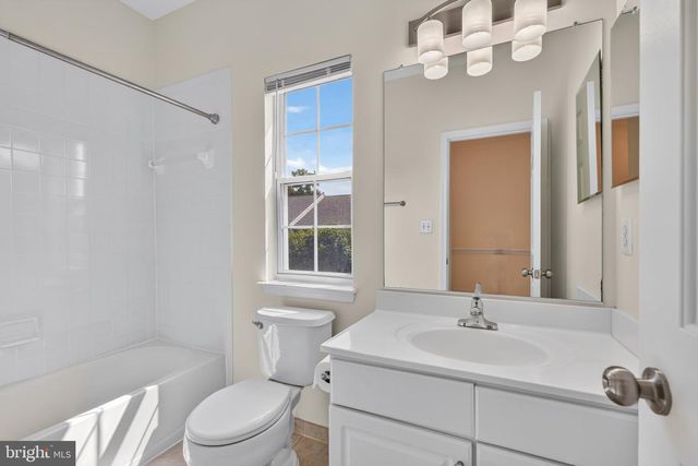 5300 SANDYFORD ST, Alexandria, VA 22315
