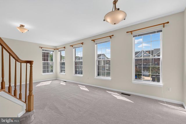 5300 SANDYFORD ST, Alexandria, VA 22315