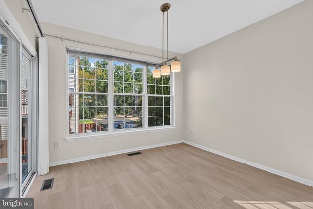 5300 SANDYFORD ST, Alexandria, VA 22315