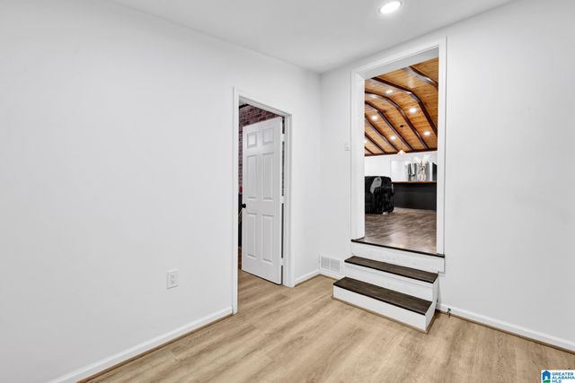 1732 FORESTDALE BOULEVARD, Birmingham, AL 35214