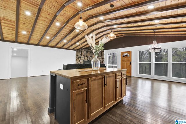 1732 FORESTDALE BOULEVARD, Birmingham, AL 35214