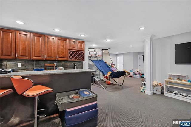 80 Holland Avenue, Demarest, NJ 07627