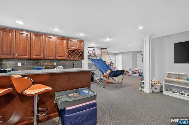 80 Holland Avenue, Demarest, NJ 07627