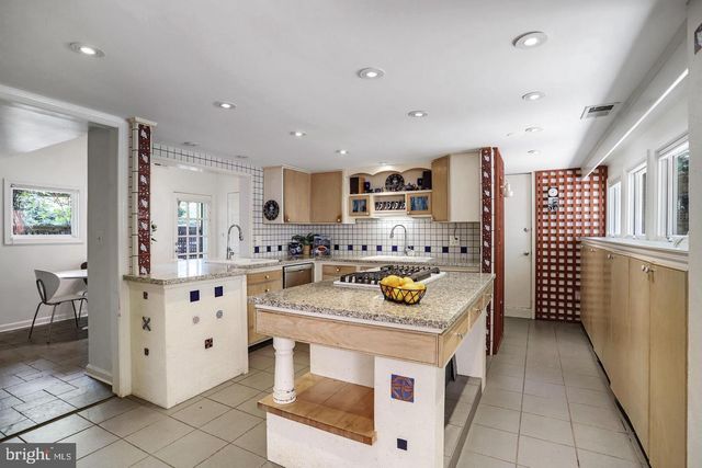 7903 CURTIS ST, Chevy Chase, MD 20815