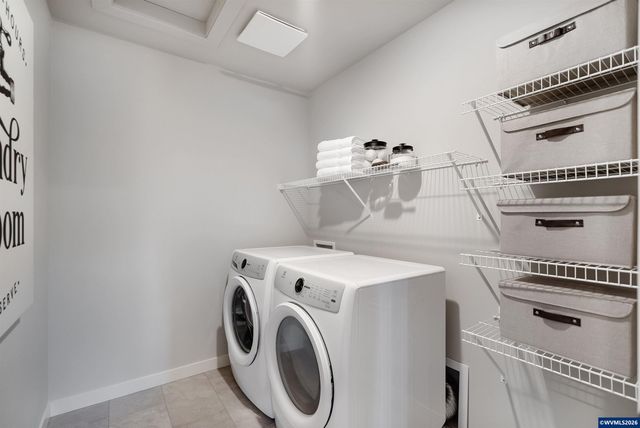 2690 Mt Saint Helens Av SE, Salem, OR 97302