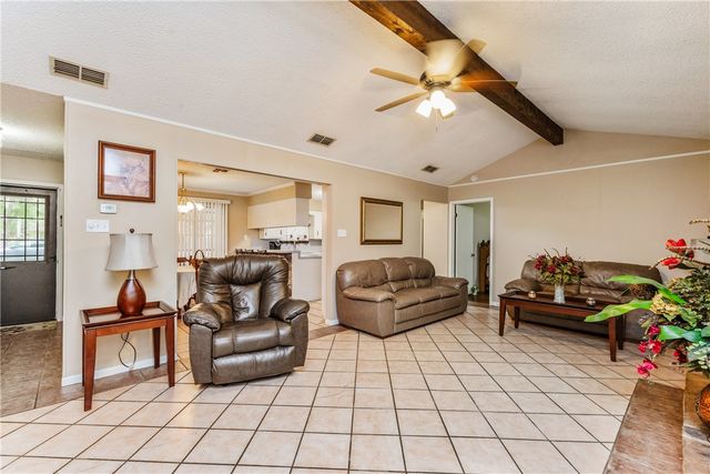 546 Vista Dr, Odem, TX 78370