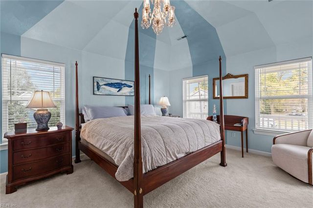 1405 Longwood DR, Norfolk, VA 23508