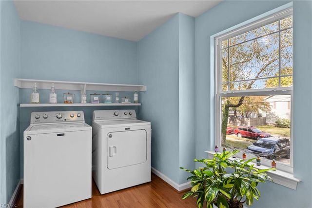 1405 Longwood DR, Norfolk, VA 23508