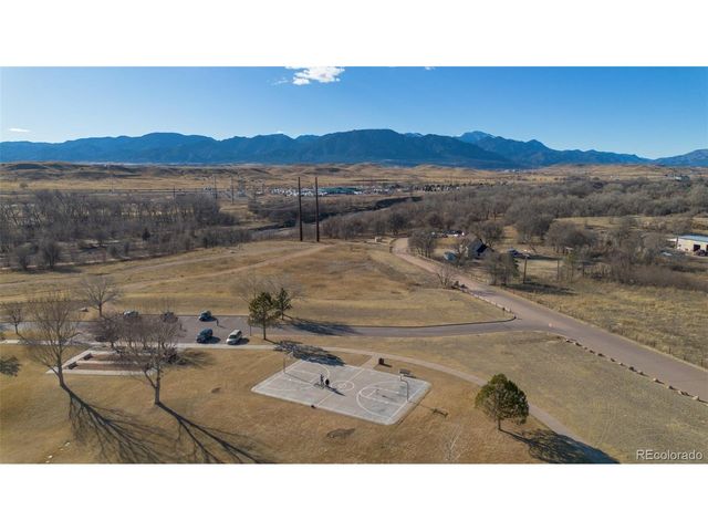 6944 Fountain Vista Cir, Fountain, CO 80817