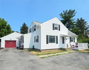 270 Mccall Road, Greece, NY 14616