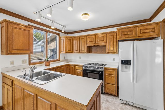 371 Lakeview Dr, Mount Juliet, TN 37122