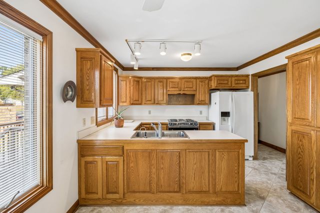 371 Lakeview Dr, Mount Juliet, TN 37122