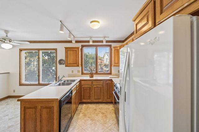 371 Lakeview Dr, Mount Juliet, TN 37122