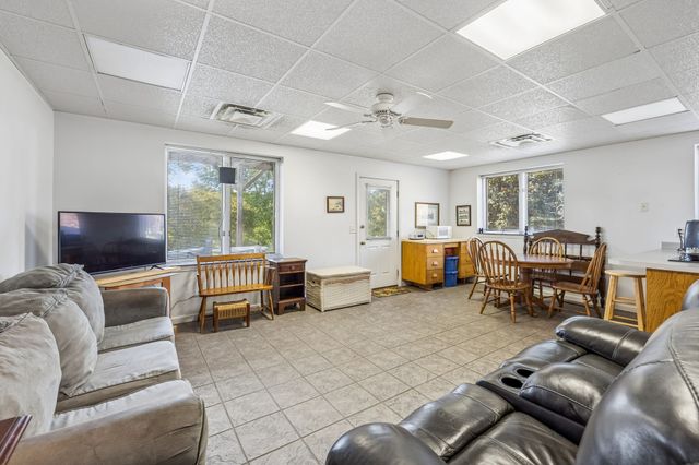 371 Lakeview Dr, Mount Juliet, TN 37122