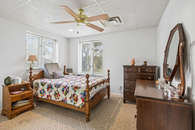 371 Lakeview Dr, Mount Juliet, TN 37122