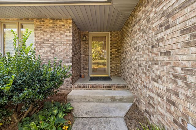 371 Lakeview Dr, Mount Juliet, TN 37122