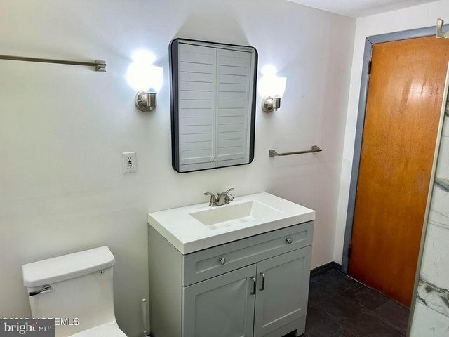 135 S MAIN ST, Barnegat, NJ 08005