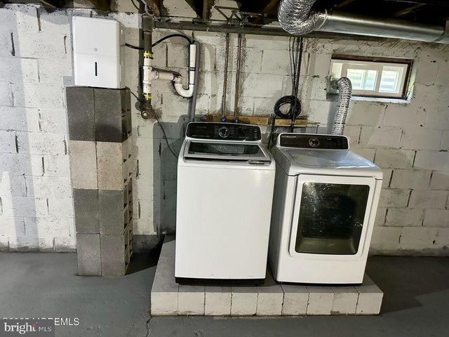 135 S MAIN ST, Barnegat, NJ 08005