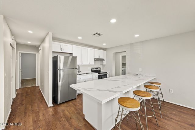 2350 N 51ST Drive, Phoenix, AZ 85035