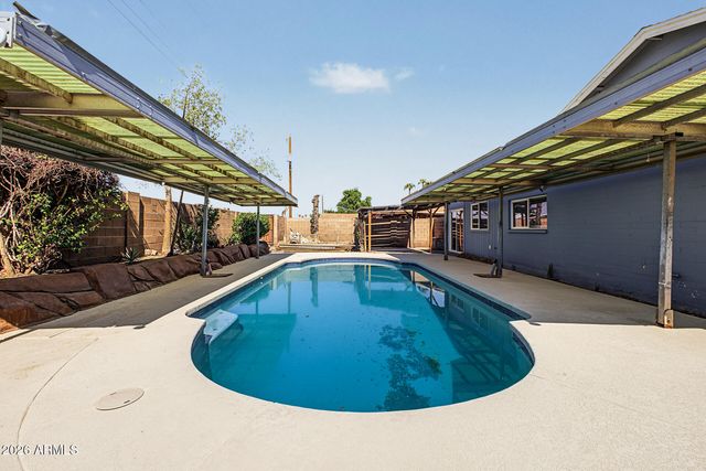 2350 N 51ST Drive, Phoenix, AZ 85035