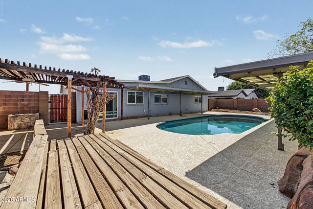 2350 N 51ST Drive, Phoenix, AZ 85035