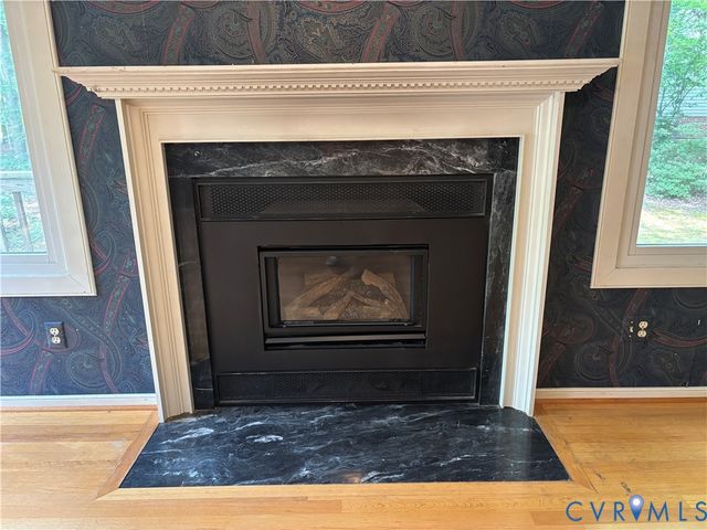 10739 High Mountain Ct, Glen Allen, VA 23060