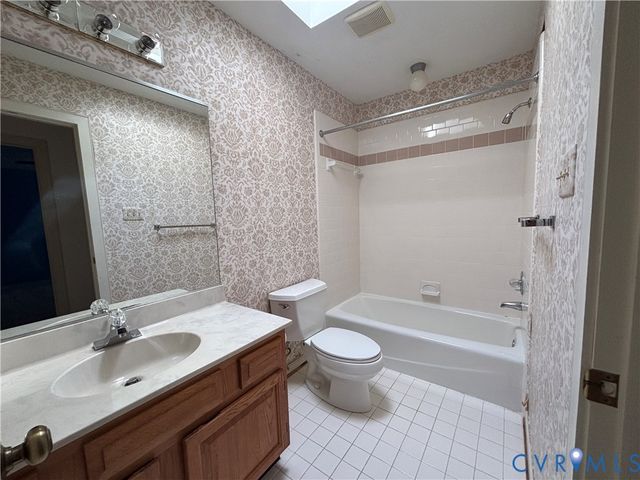 10739 High Mountain Ct, Glen Allen, VA 23060