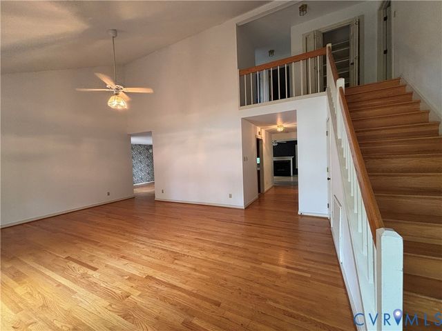 10739 High Mountain Ct, Glen Allen, VA 23060