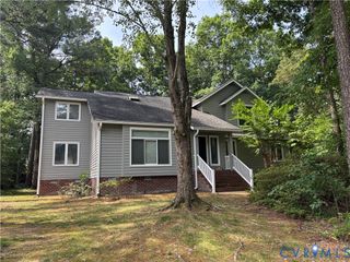 10739 High Mountain Ct, Glen Allen, VA 23060