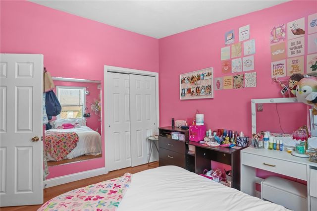 20 Darrow Drive, Warwick, RI 02886