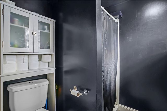 20 Darrow Drive, Warwick, RI 02886