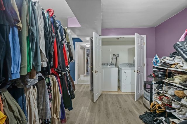 20 Darrow Drive, Warwick, RI 02886