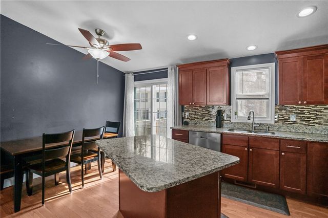 20 Darrow Drive, Warwick, RI 02886