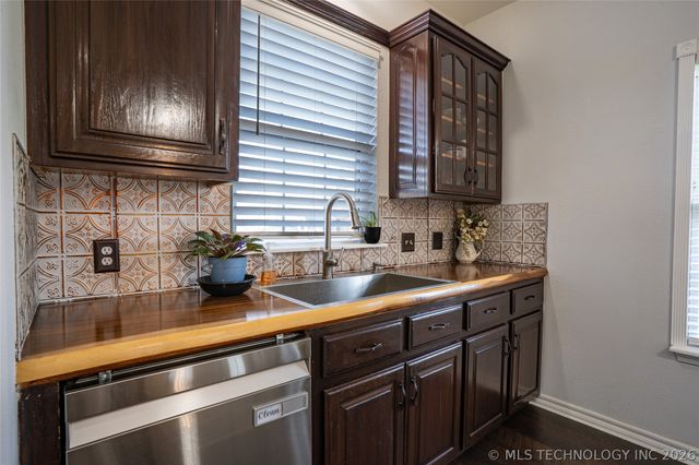 10688 E 142nd Court North N, Collinsville, OK 74021