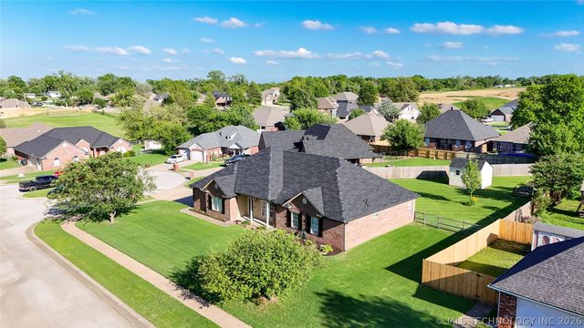 10688 E 142nd Court North N, Collinsville, OK 74021